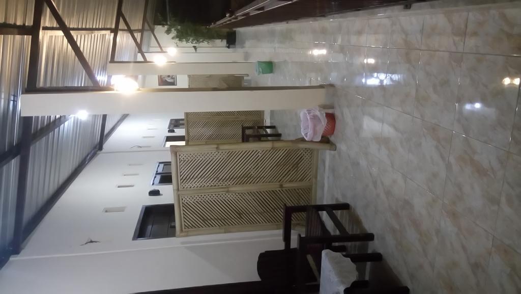 Puji Homestay Mataram Exterior photo