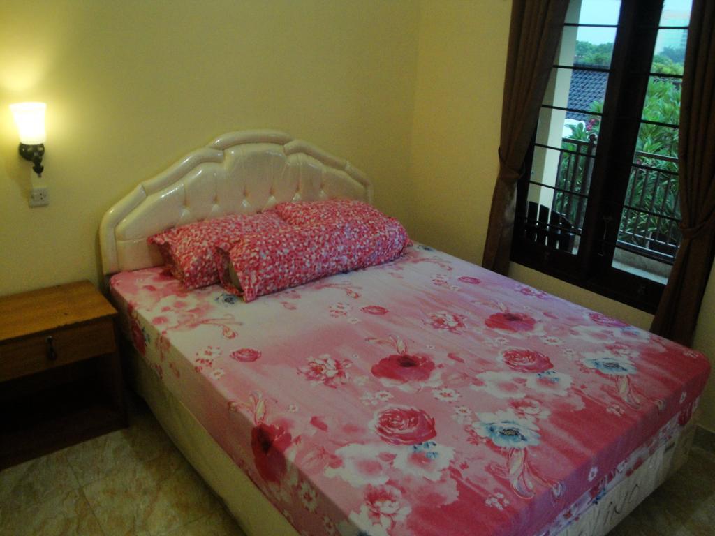 Puji Homestay Mataram Exterior photo