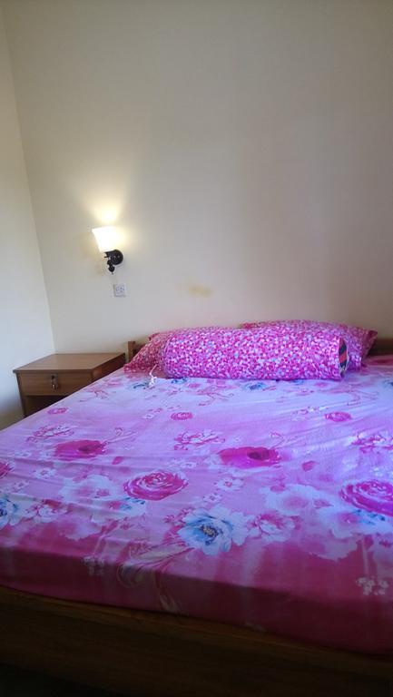Puji Homestay Mataram Exterior photo